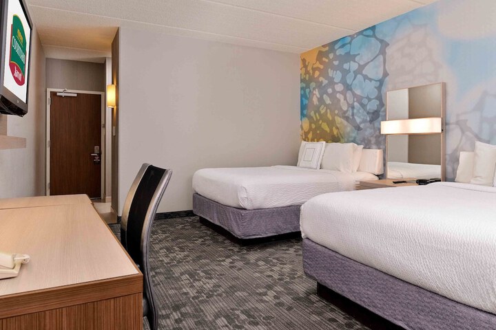 Room 16 of 30