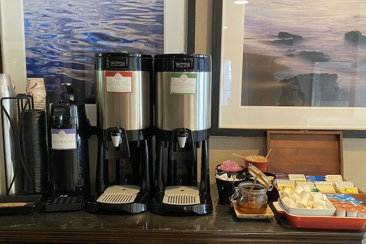 Breakfast/Coffee Service 19 of 20