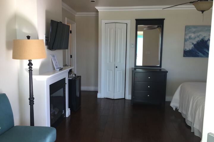 Beach Bungalow Inn and Suites