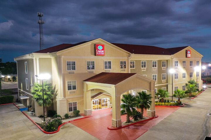 Hotel 2 of 34