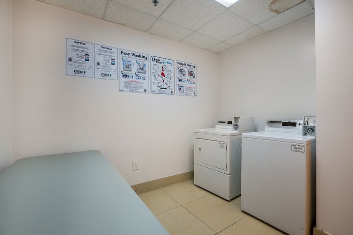 Room 15 of 21