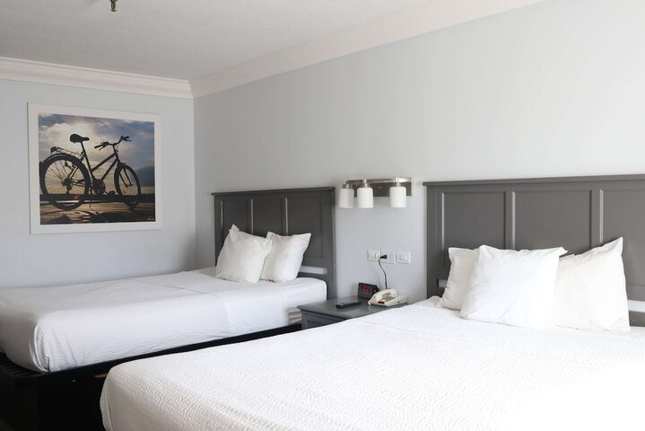 Room 17 of 25