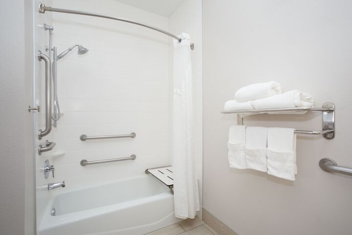 Holiday Inn Express & Suites Amarillo by IHG