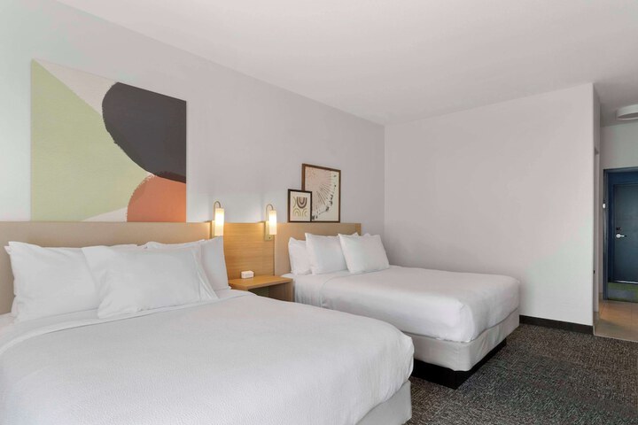 Room 21 of 31