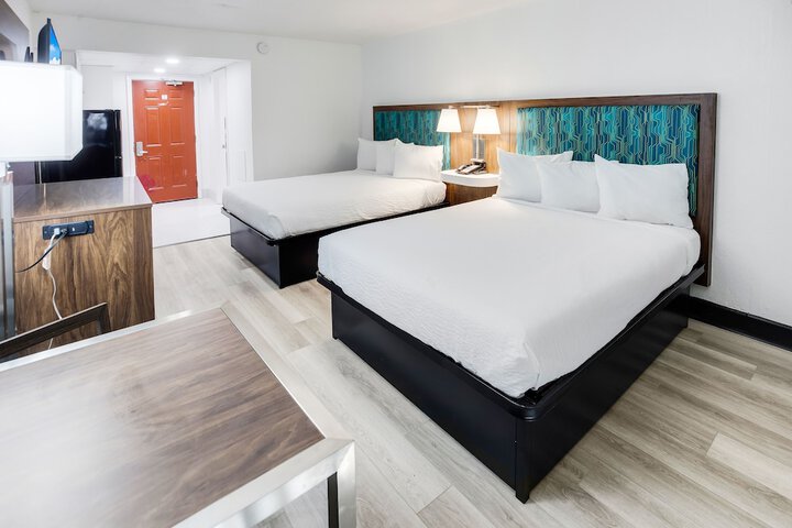 Room 32 of 52
