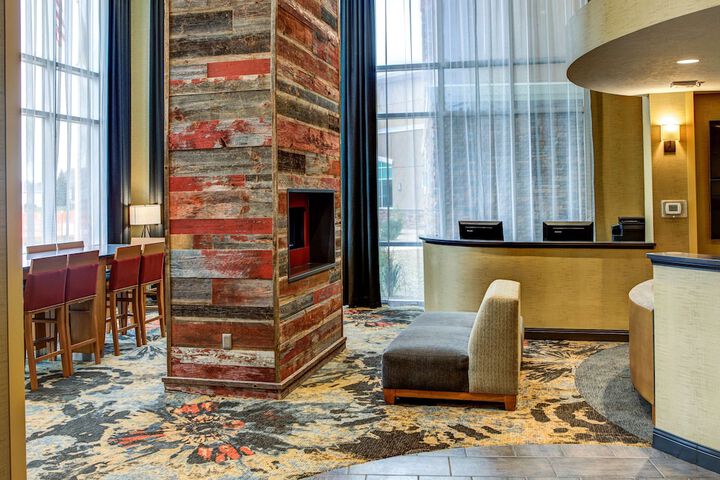 DoubleTree by Hilton West Fargo Sanford Medical Center Area