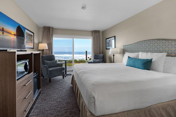 Pelican Shores Inn