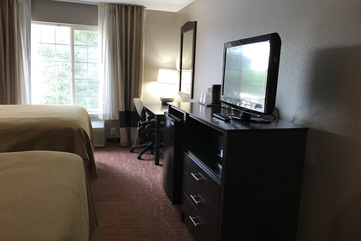 Room 14 of 37