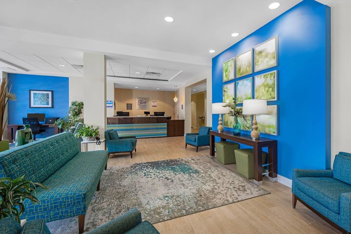 Sleep Inn & Suites Altoona North