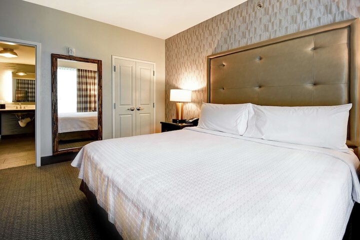 Room 28 of 55