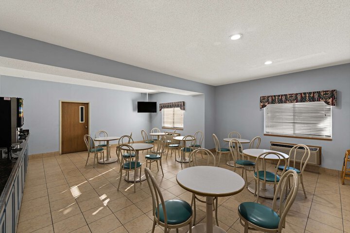 Red Lion Inn & Suites Gretna - Omaha SW