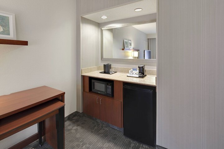 Courtyard by Marriott Atlanta Marietta / I-75 North