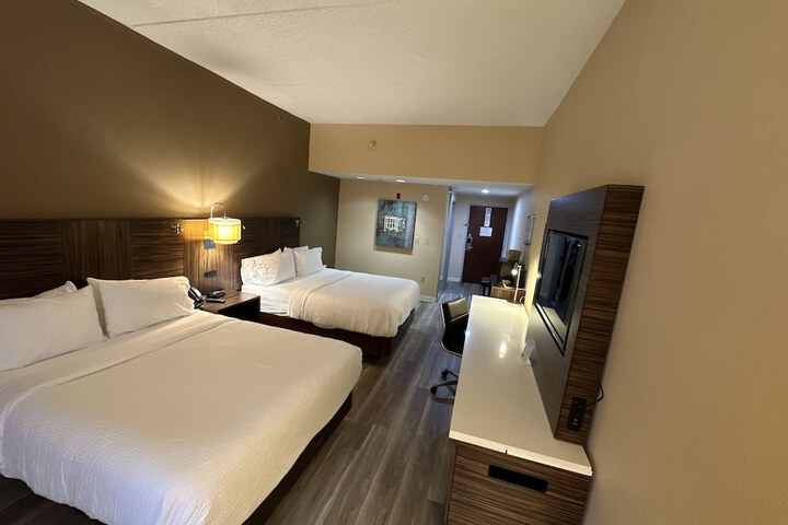 Room 46 of 63