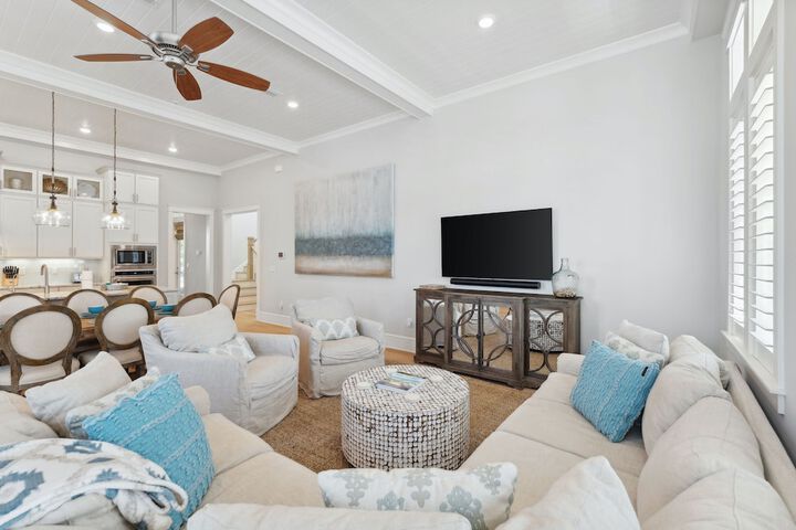 Prominence on 30A by Panhandle Getaways