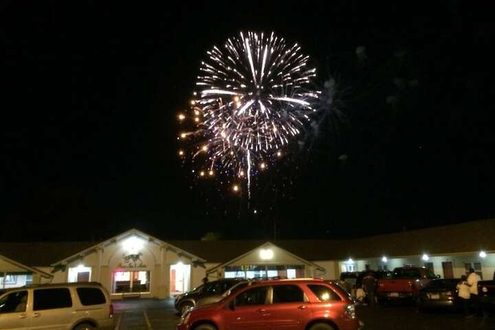 Pacer Inn & Suites Delaware