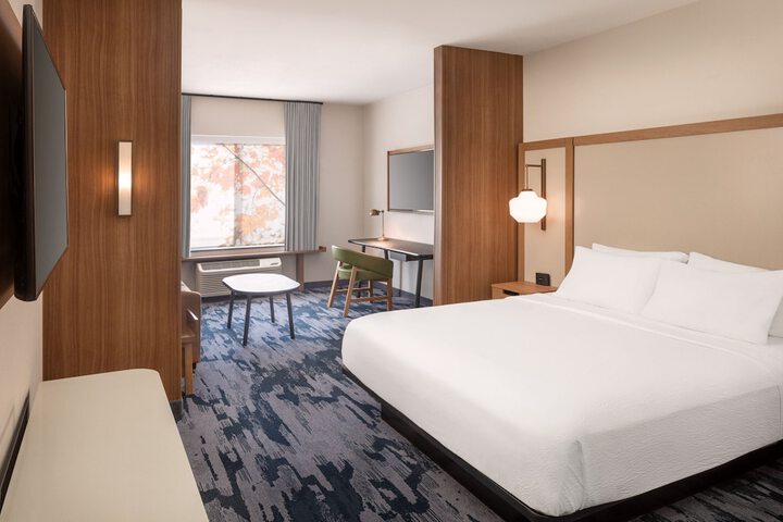 Fairfield Inn & Suites by Marriott Fresno North / Shaw Avenue