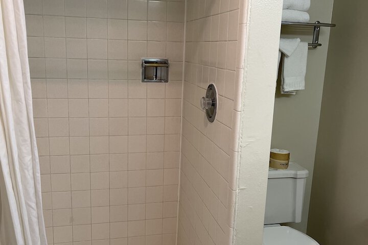 Room 63 of 84