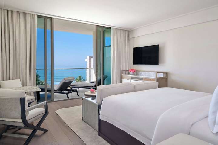 The St. Regis Longboat Key Resort