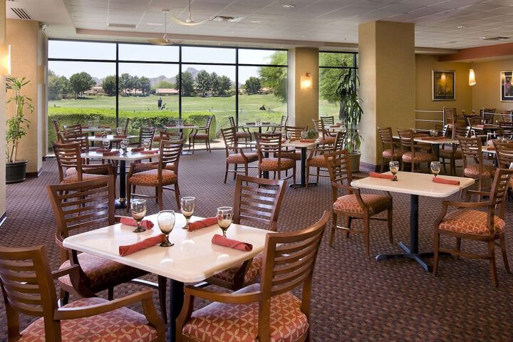 Dining 68 of 79