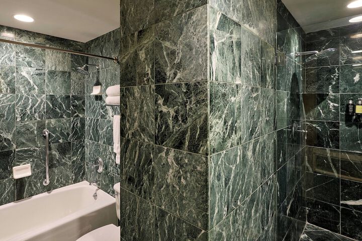 The Henry Hotel Autograph Collection