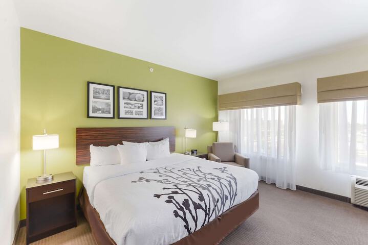 Room 10 of 53