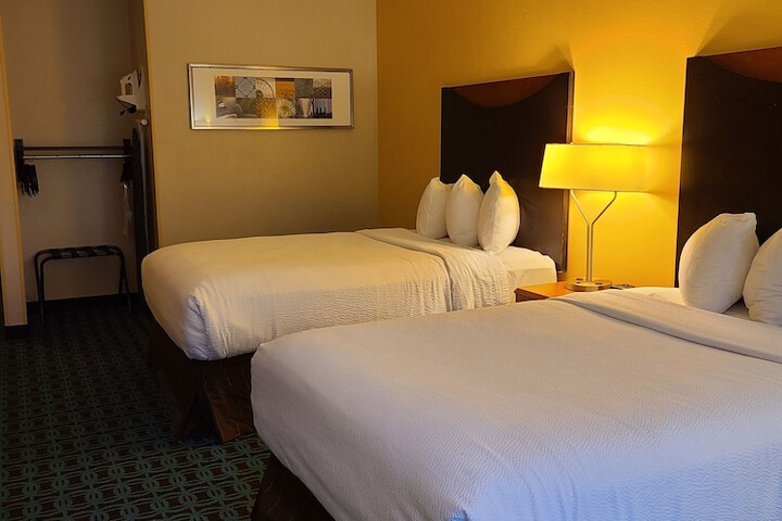 Room 12 of 42
