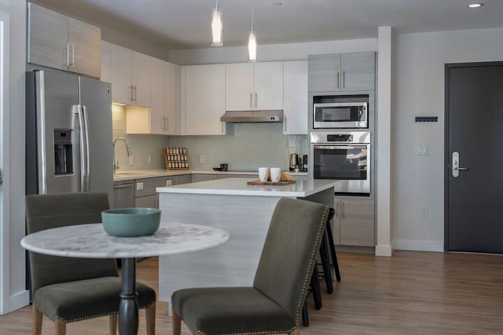 Hyatus Luxury Residences Somerville