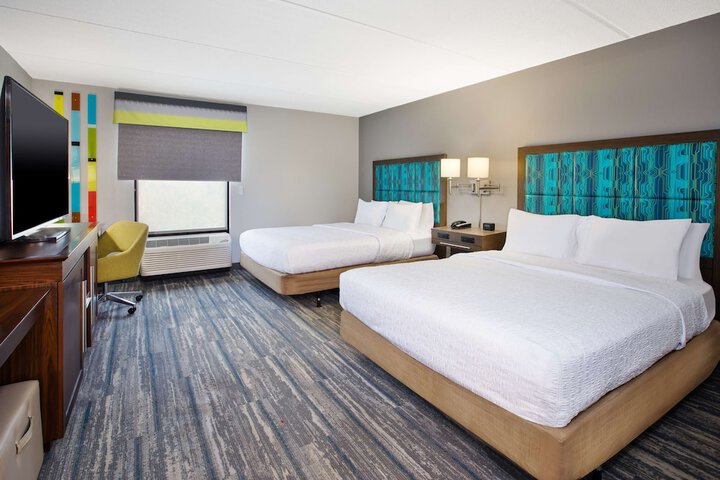 Room 16 of 48