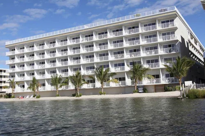 Hotel 3 of 50