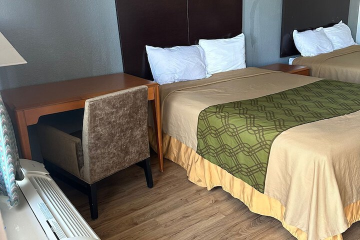 Room 22 of 29