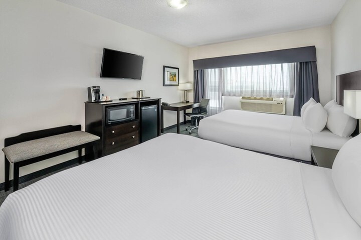Park Inn by Radisson Edmonton Airport