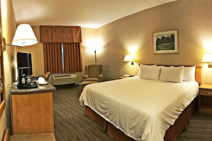 Room 21 of 40