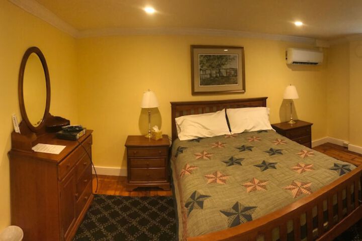 Room 7 of 64