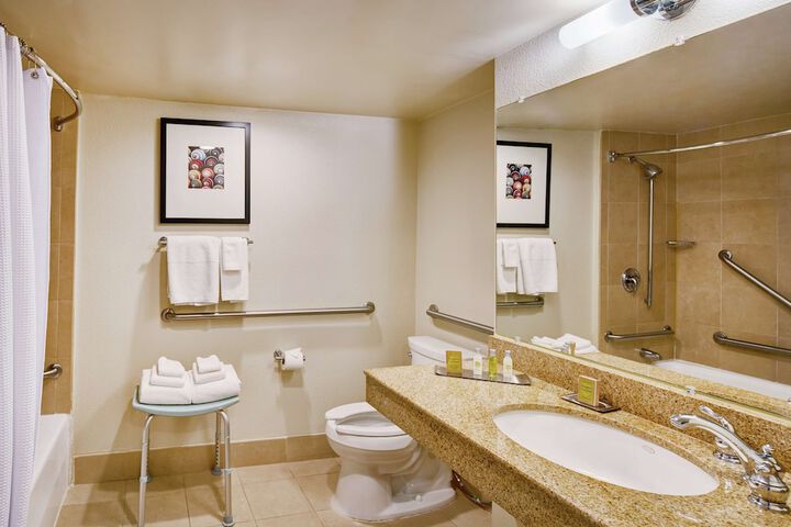 Room 50 of 110