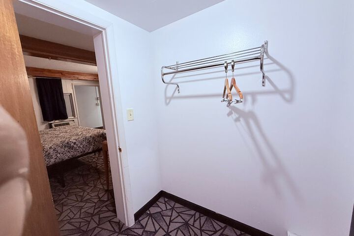 Tomahawk Motor Lodge Riverton US-26