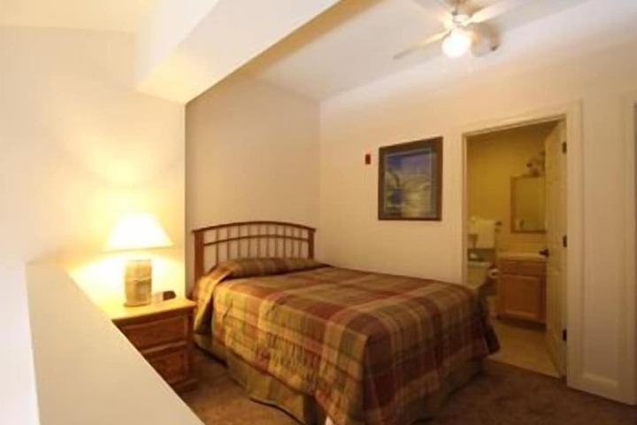 Room 85 of 190