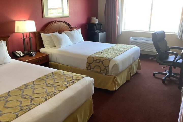 Baymont Inn & Suites by Wyndham