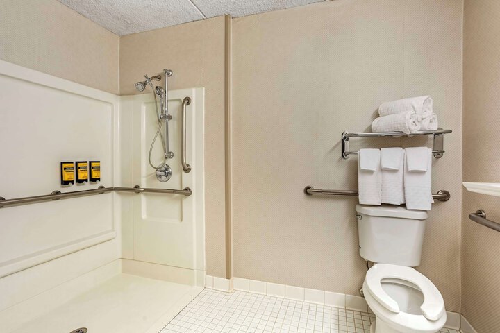 Kingston Regency Inn