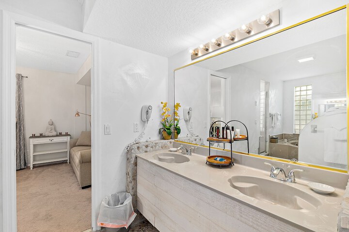 Golden Magnolia Resort & Spa