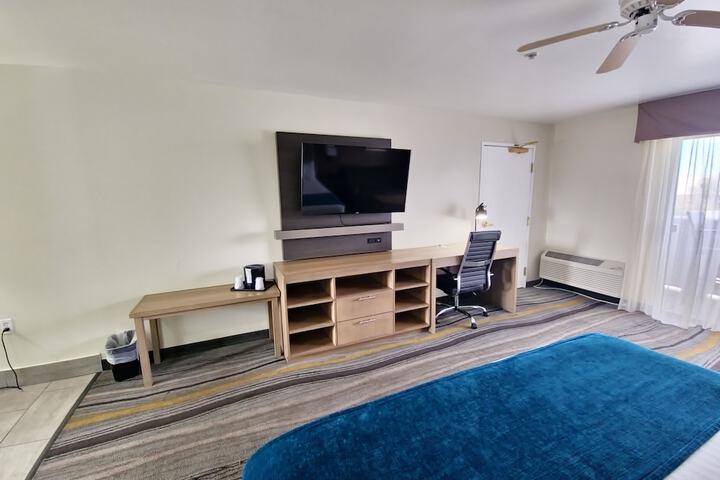 Room 38 of 64