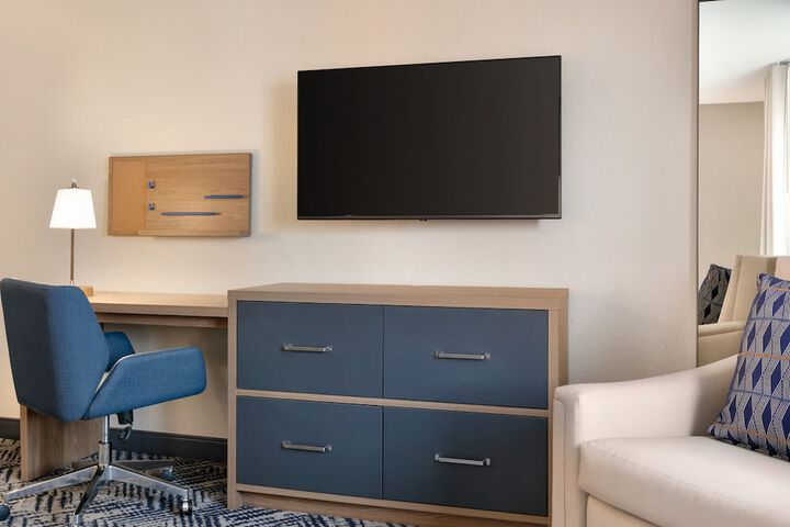 Room 21 of 41