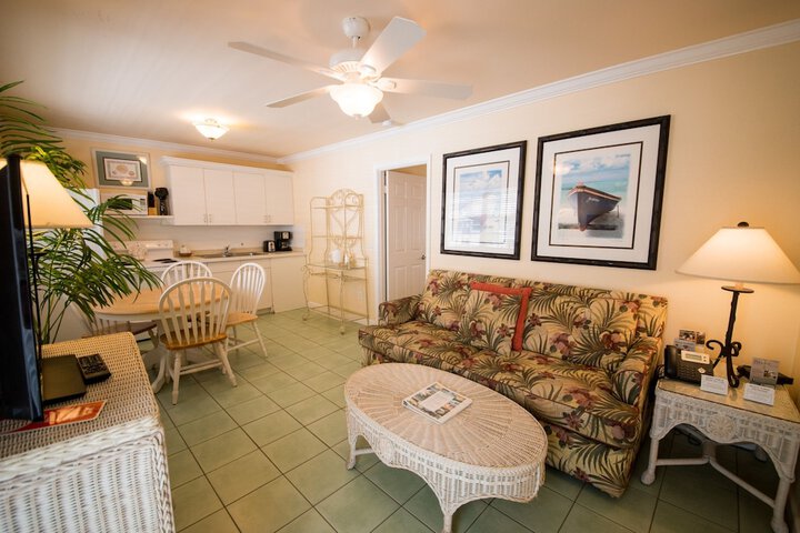 Tradewinds Beach Resort