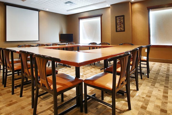 Best Western Diamond Inn