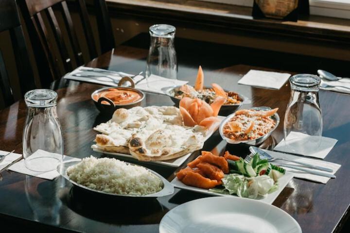 Dining 37 of 63