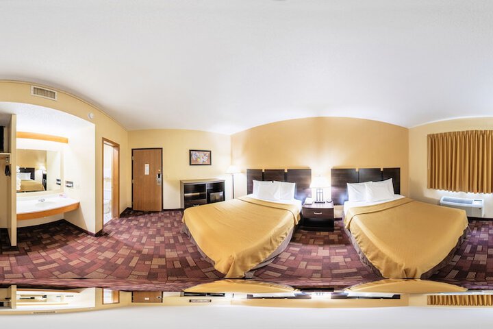 Econo Lodge Watertown