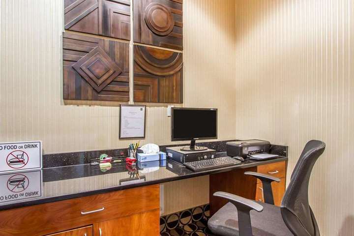 QUALITY INN AND SUITES