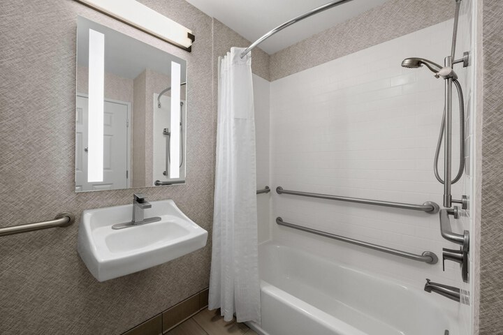 La Quinta Inn & Suites by Wyndham Paso Robles
