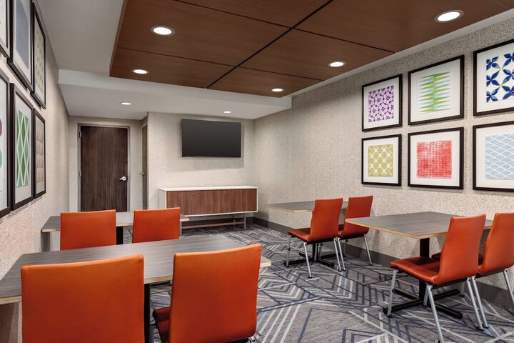Holiday Inn Express Hotel & Suites Mesquite by IHG