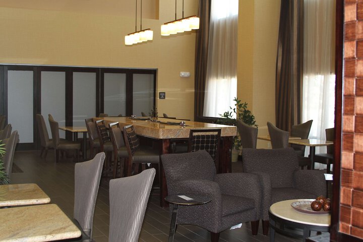 Hotel Interior 7 of 28