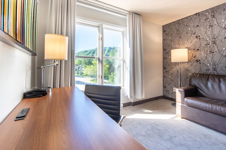 Room 41 of 76